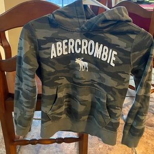 Boys Abercrombie Camo hoodie Sz 7/8
